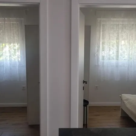 Apartamento Vir Apartment *